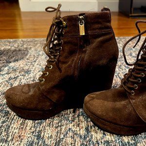 Michael Kors Size 8.5 Brown Suede Lace-Up Bootie